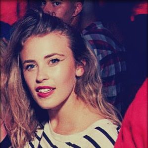 Meet your Posher, Flora